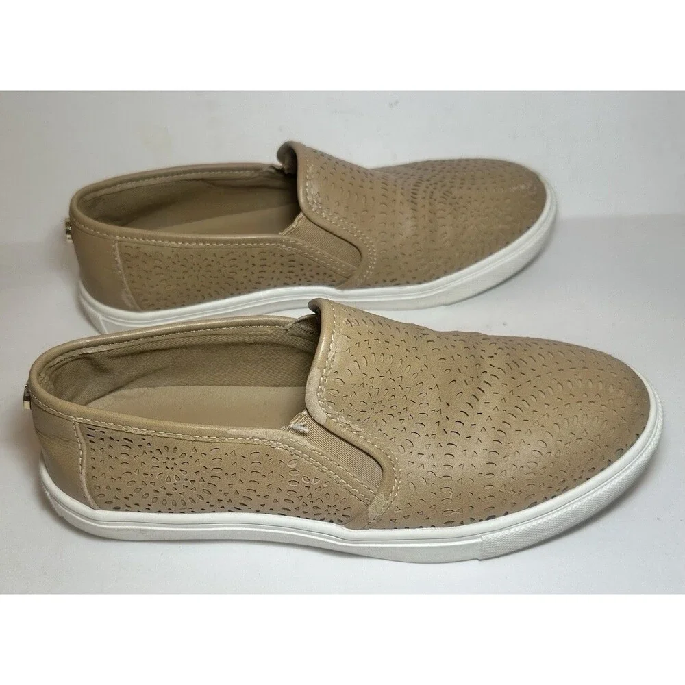 Steve Madden Episode Nude Perforated Slip On Sneakers Womens 6B